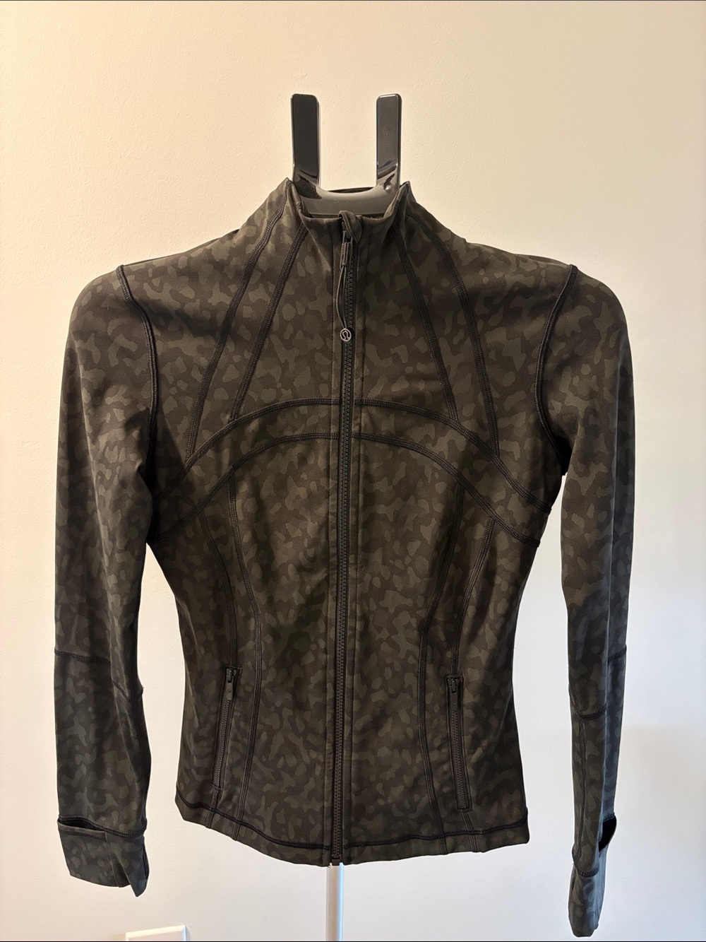 Lululemon Define Jacket Luxtreme ~ 6 ~ Formation Camo Evergreen Multi